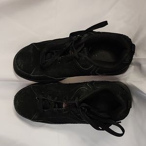 Men's size 6 steel toe work shoes